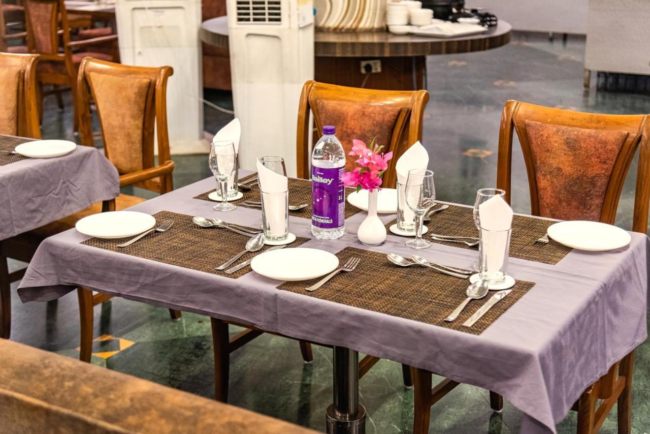 Mayur Retreat & Spa 로나발라 외부 사진
